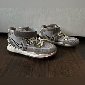 Kids- Nike- Kyrie Infinity PS- Leopard Camo Sneaker - Size 1